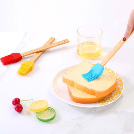Individual baking and marinating brush with logo engraving