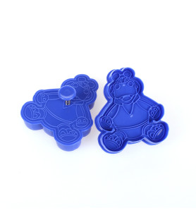 Individual embossed cookie cutters – perfect for detailed motifs