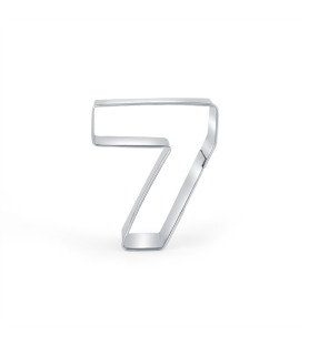 Cookie cutter number Seven