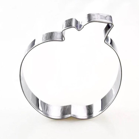 Cookie cutter Apple