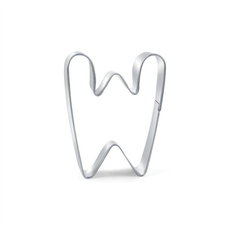 Cookie cutter letter W