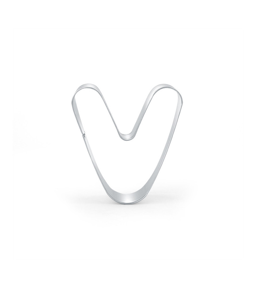 Cookie cutter letter V