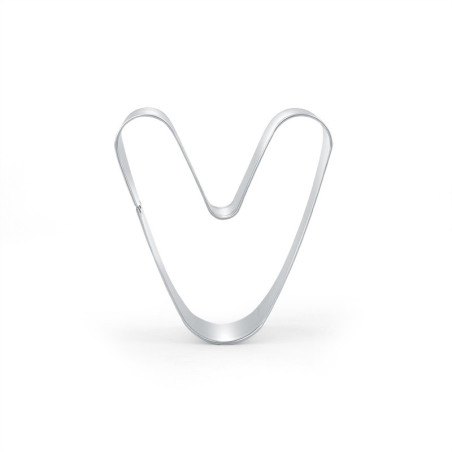 Cookie cutter letter V