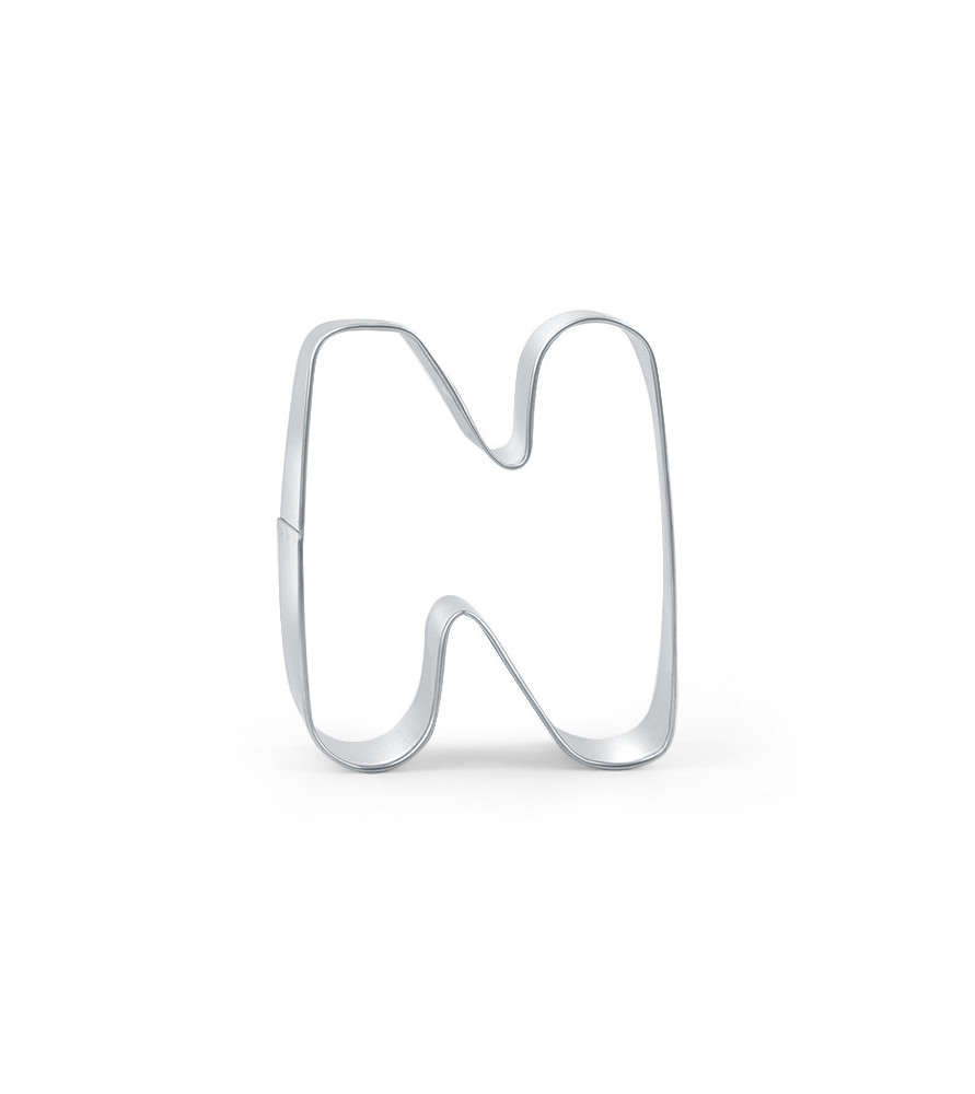 Cookie cutter letter N