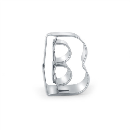 Cookie cutter letter B